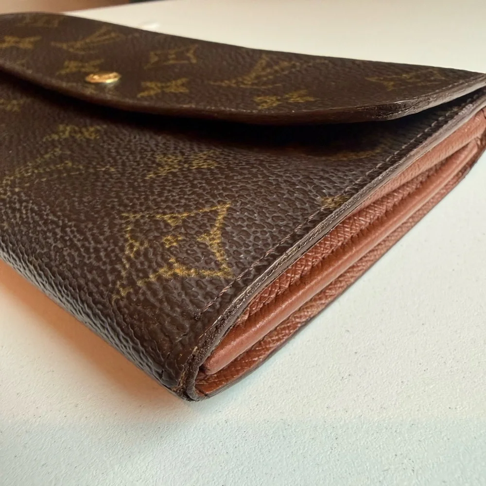 Louis Vuitton 'Sarah Wallet' - Picture 7 of 13
